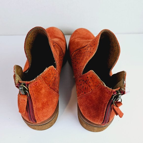 Sofft Women’s Barrosa Sunset Orange Suede Ankle Bootie Size 9.5M - Picture 7 of 8